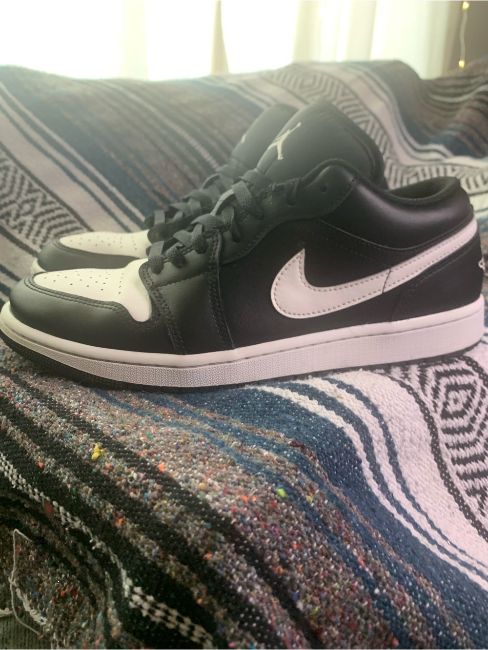 Air Jordan 1 low 
“Summit White” 11m